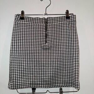 Divided Monochrome Checkered Pencil Skirt
